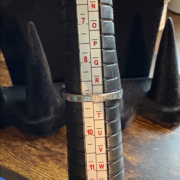 Silver with an Oval Solitaire with Baguettes and Round Rhinestones Ring size 9 - Picture 5 of 6